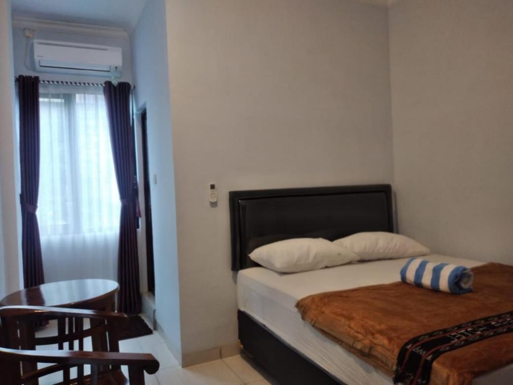 Hotel Mehara Лабуан-Бахо Экстерьер фото