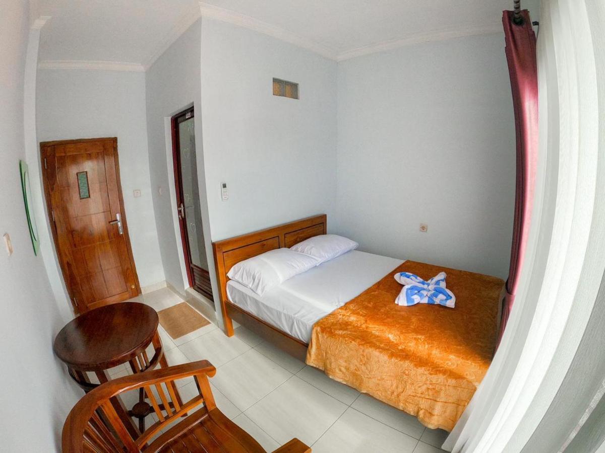Hotel Mehara Лабуан-Бахо Экстерьер фото