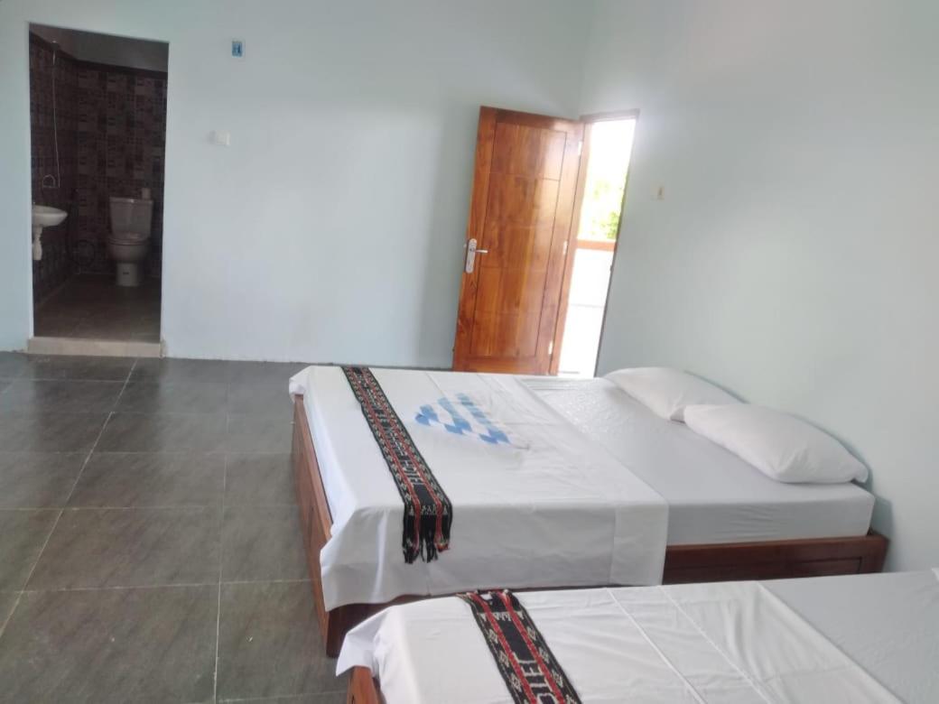 Hotel Mehara Лабуан-Бахо Экстерьер фото